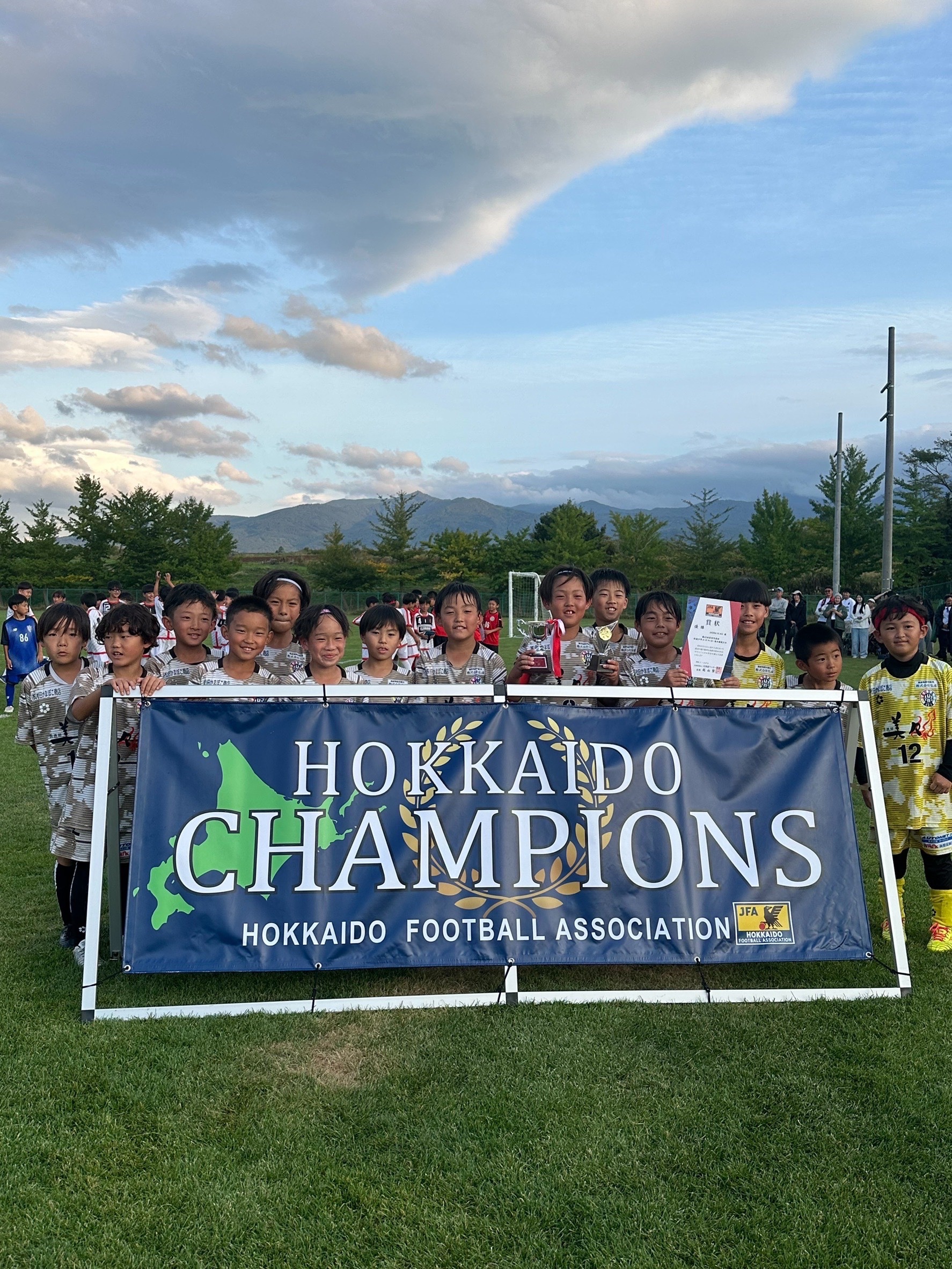 岩内町長杯全道少年U-10サッカー南北海道大会　初優勝‼️（2枚目）